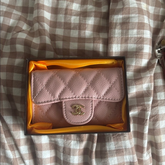 CHANEL LEATHER WALLET - Picture 10 of 10